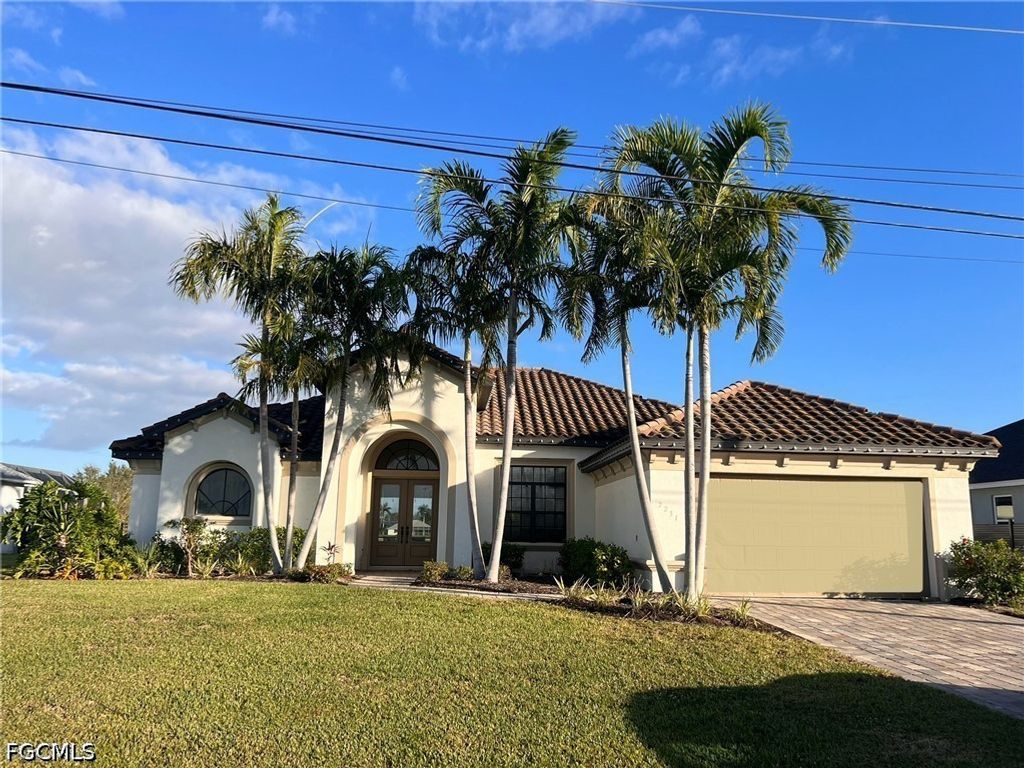 2231 NE 1st TER, Cape Coral, FL 33909