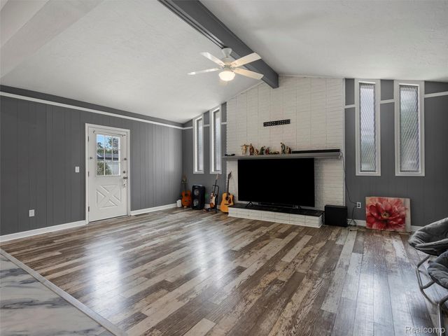 16676 Grillo Drive, Clinton Charter Township, MI 48038