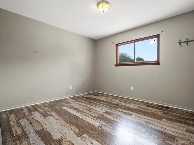 16676 Grillo Drive, Clinton Charter Township, MI 48038