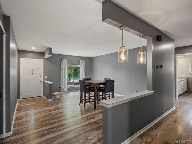 16676 Grillo Drive, Clinton Charter Township, MI 48038