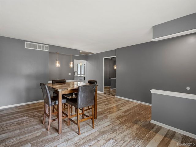 16676 Grillo Drive, Clinton Charter Township, MI 48038