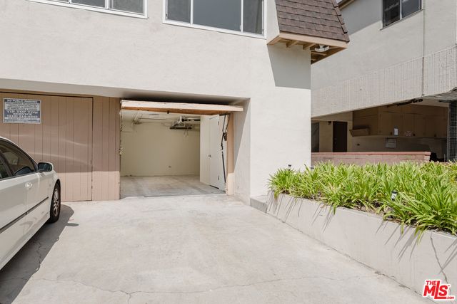 1007 Ocean Park Boulevard 1, Santa Monica, CA 90405