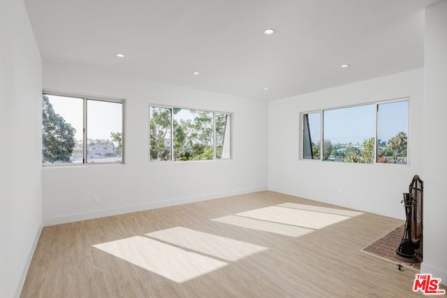 1007 Ocean Park Boulevard 1, Santa Monica, CA 90405