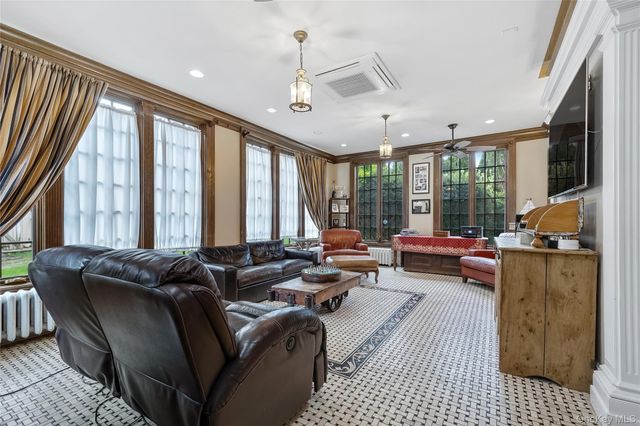 127 Beverly Road, Douglaston, NY 11363