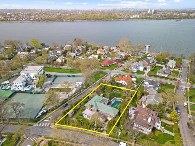 127 Beverly Road, Douglaston, NY 11363