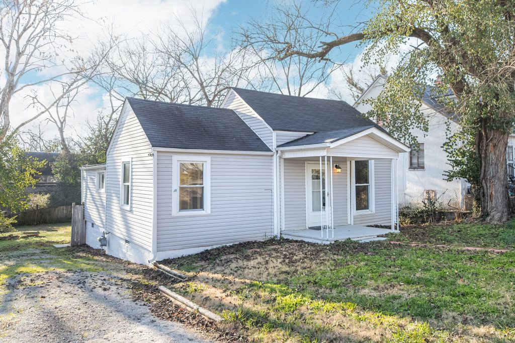 605 Transit Ave, Columbia, TN 38401