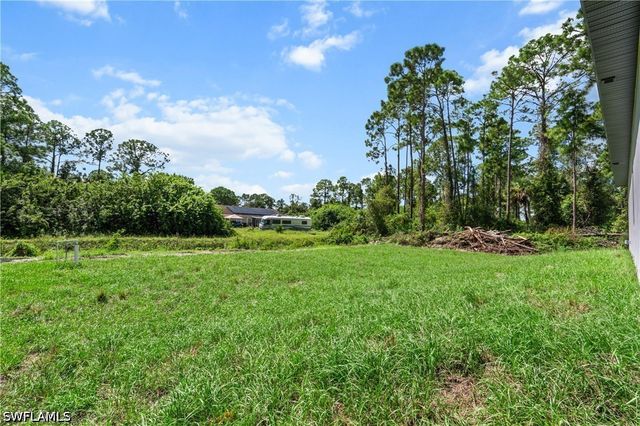 936 Anthony E, Lehigh Acres, FL 33974