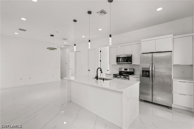 936 Anthony E, Lehigh Acres, FL 33974