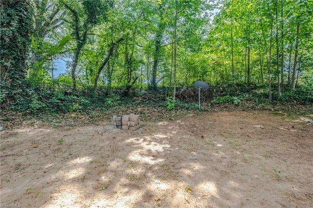 834 Goldfloss Street, Winston-salem, NC 27107