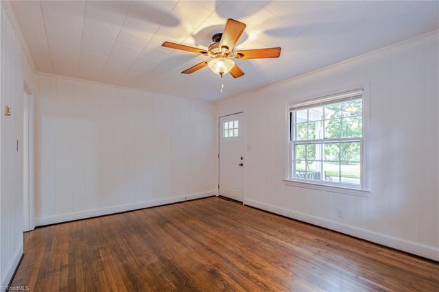 834 Goldfloss Street, Winston-salem, NC 27107