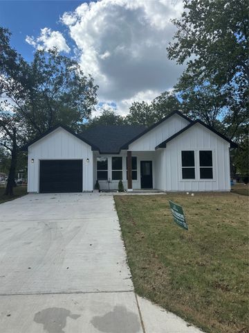 1505 Division Street, Commerce, TX 75428