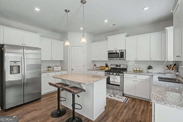 166 Graham Circle, Adairsville, GA 30103