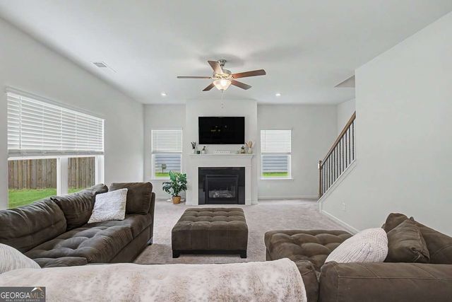 166 Graham Circle, Adairsville, GA 30103
