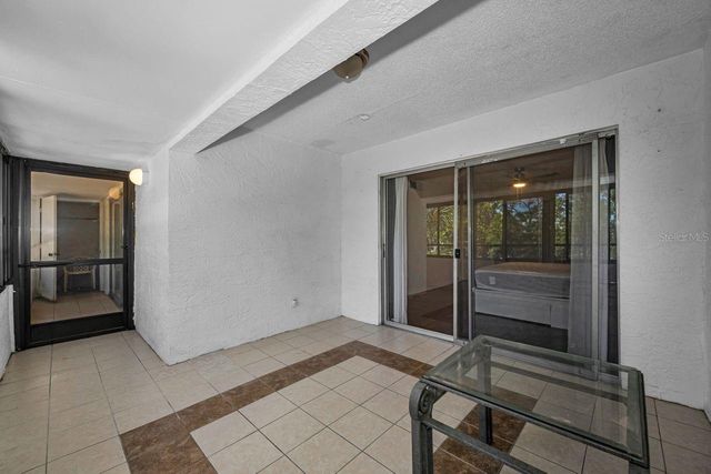 2581 COUNTRYSIDE BLVD 304, Clearwater, FL 33761