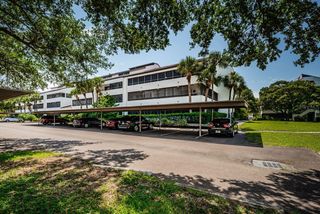 2581 COUNTRYSIDE BLVD 304, Clearwater, FL 33761