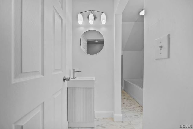 924 Frank Street, Adrian, MI 49221