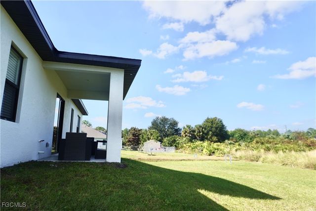 2608 25th ST W, Lehigh Acres, FL 33971