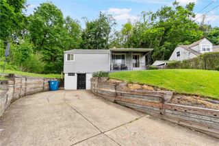 341 Johnston Rd, Penn Hills, PA 15235