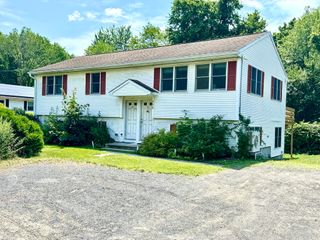 539 Pulpit Hill Rd, Amherst, MA 01002