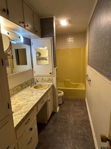 992 C R 1147 N, Tyler, TX 75704