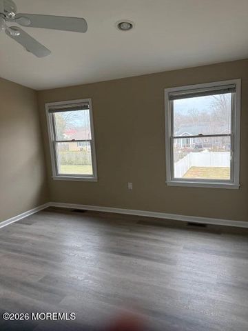 27 Runyon Avenue, Freehold, NJ 07728