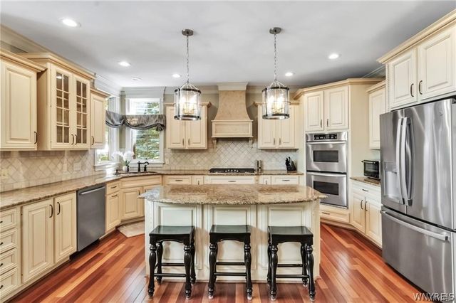 5007 Rockhaven Drive, Clarence, NY 14031