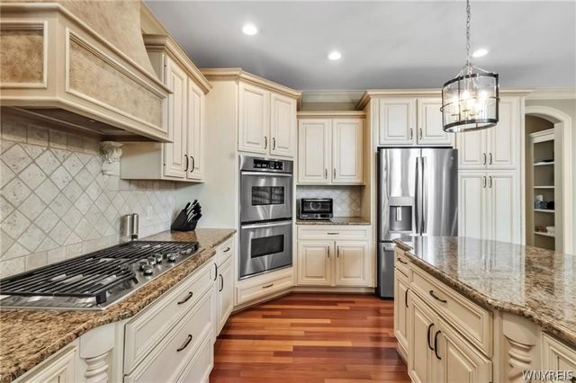 5007 Rockhaven Drive, Clarence, NY 14031