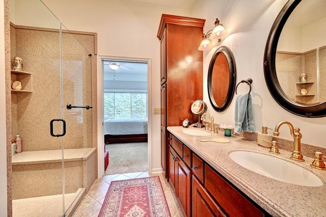 535 Fincastle Lane, Fort Wright, KY 41011