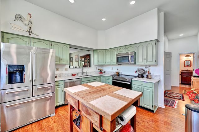 535 Fincastle Lane, Fort Wright, KY 41011
