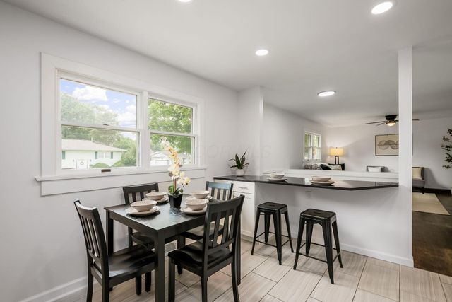 450 Flintwood Drive, Columbus, OH 43230