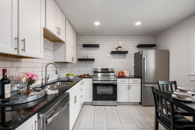 450 Flintwood Drive, Columbus, OH 43230