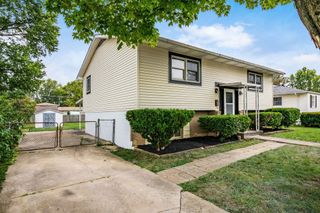 450 Flintwood Drive, Columbus, OH 43230