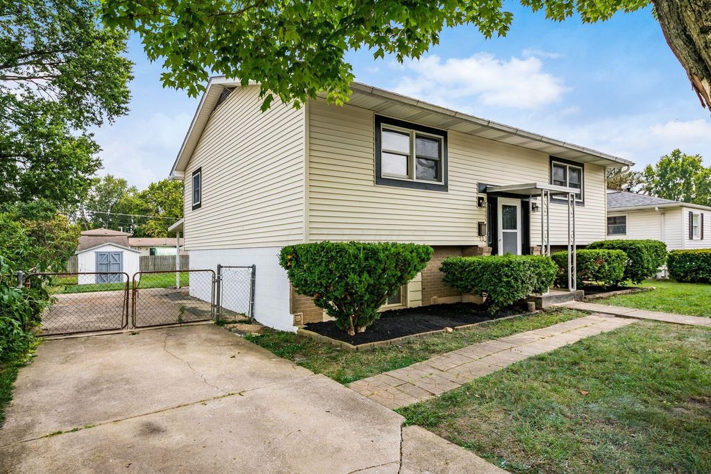 450 Flintwood Drive, Columbus, OH 43230