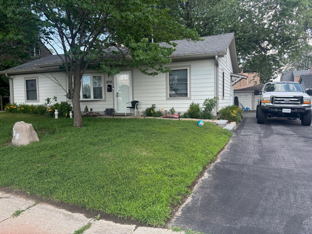 9735 S 55TH Avenue, Oak Lawn, IL 60453