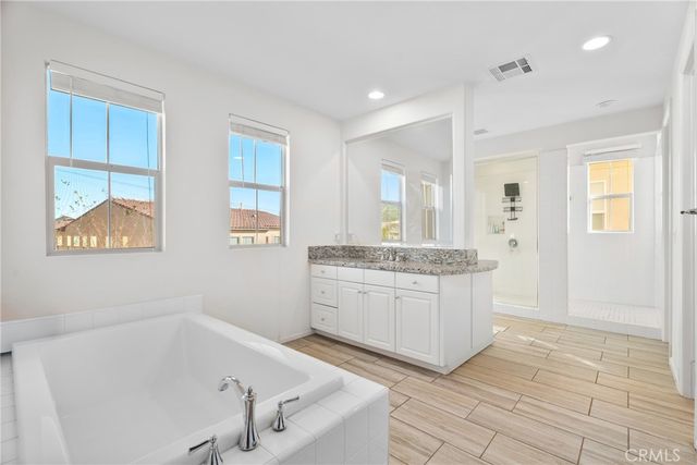 27606 Skylark Lane, Saugus, CA 91350