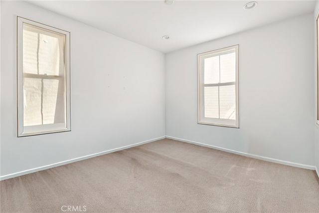 27606 Skylark Lane, Saugus, CA 91350