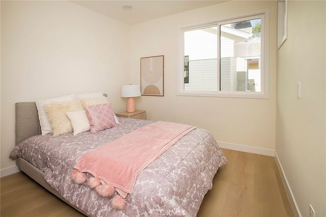 1025 La Cadena A, Arcadia, CA 91007