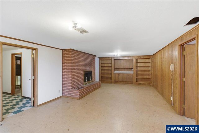 1320 Arrow St NW, Salem, OR 97304