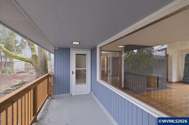 1320 Arrow St NW, Salem, OR 97304