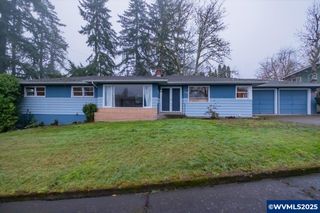 1320 Arrow St NW, Salem, OR 97304