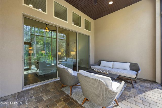 410 WINGSTONE Drive, Jacksonville, FL 32081