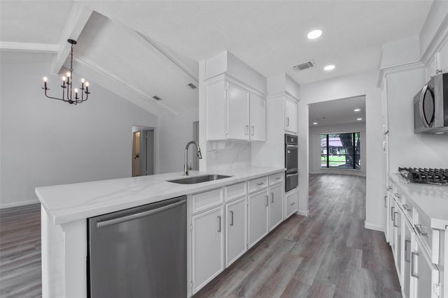 13614 Oleoke Lane, Houston, TX 77015