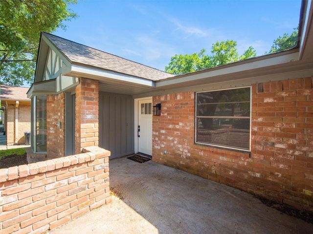 13614 Oleoke Lane, Houston, TX 77015
