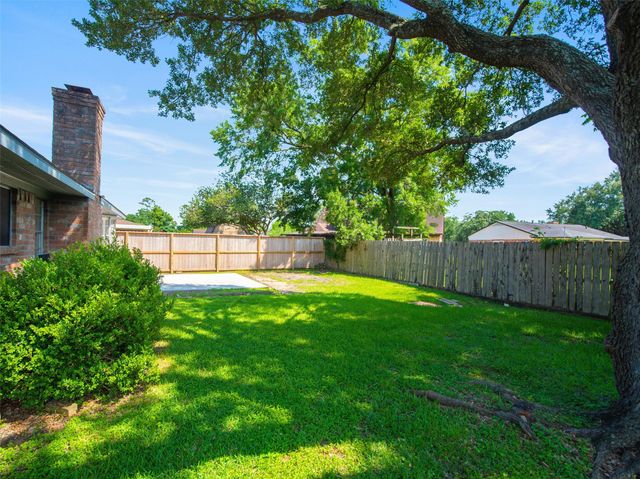 13614 Oleoke Lane, Houston, TX 77015