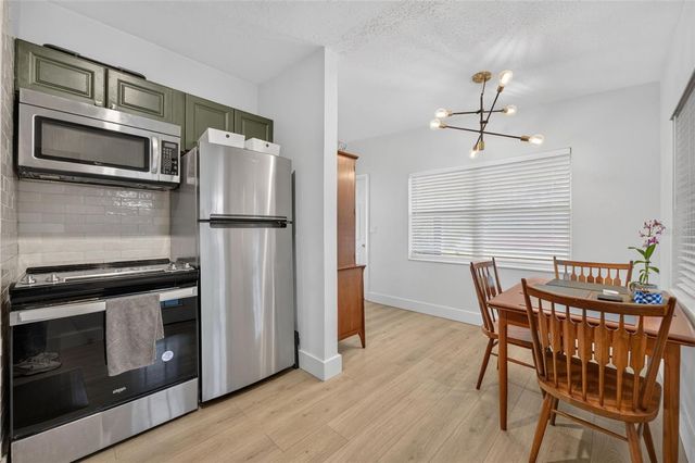 1822 CANTON STREET, Orlando, FL 32803
