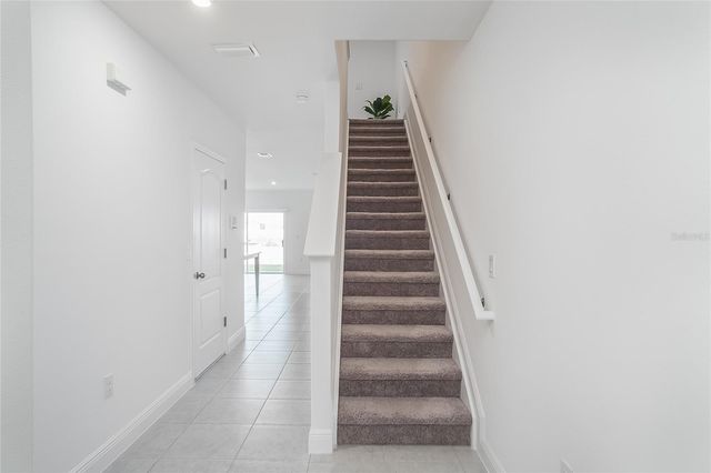 32129 POND APPLE BEND, San Antonio, FL 33576