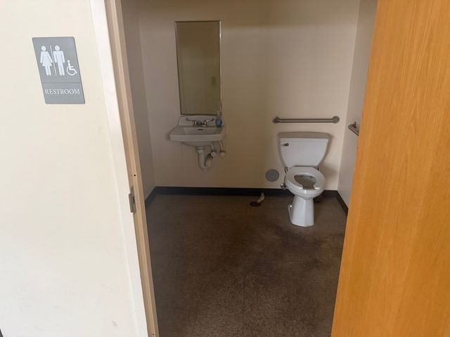 2884 Devils Glen Road, Bettendorf, IA 52722