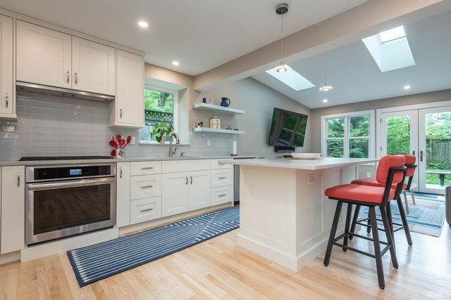 1016 E Maxwell Lane, Bloomington, IN 47401