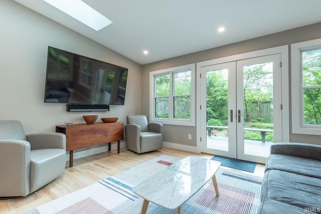 1016 E Maxwell Lane, Bloomington, IN 47401