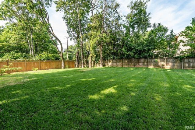 1016 E Maxwell Lane, Bloomington, IN 47401